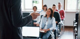 Formation obligatoire pour le Comité Social et Économique : que faut-il savoir ?